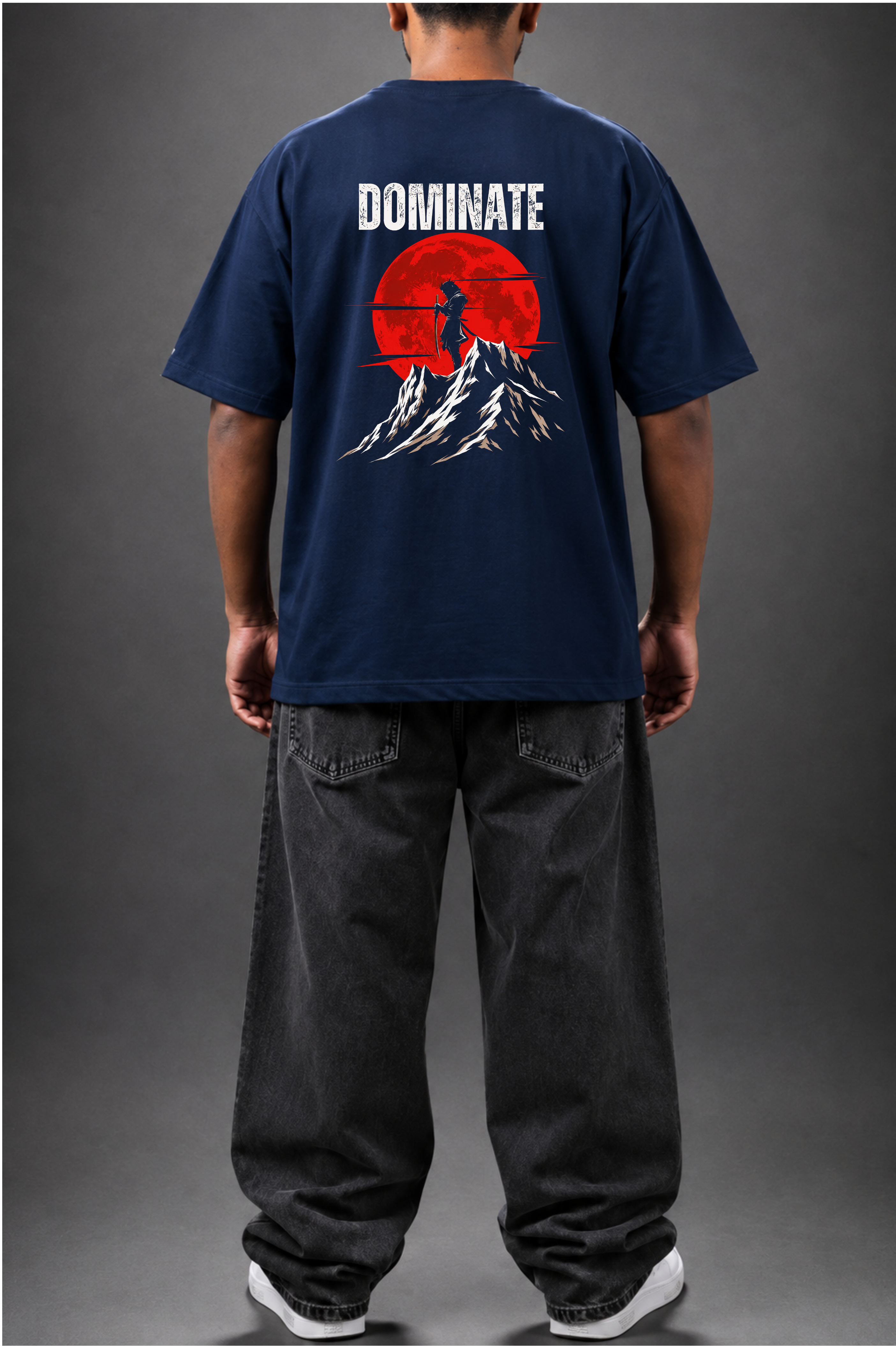 DOMINATE - Oversized T shirt